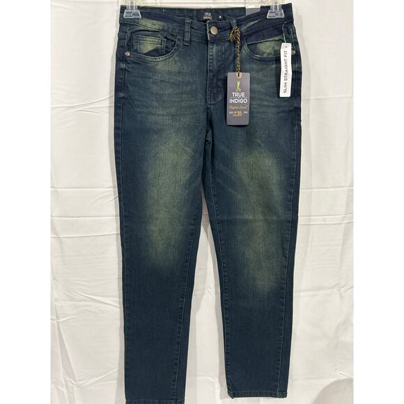 True Indigo Jeans Women's Size 16  NWT Slim Straight Fit - Picture 1 of 6